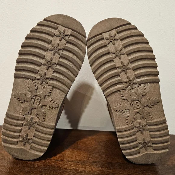 Girls Warm Winter Boots Size 13 - Picture 6 of 7
